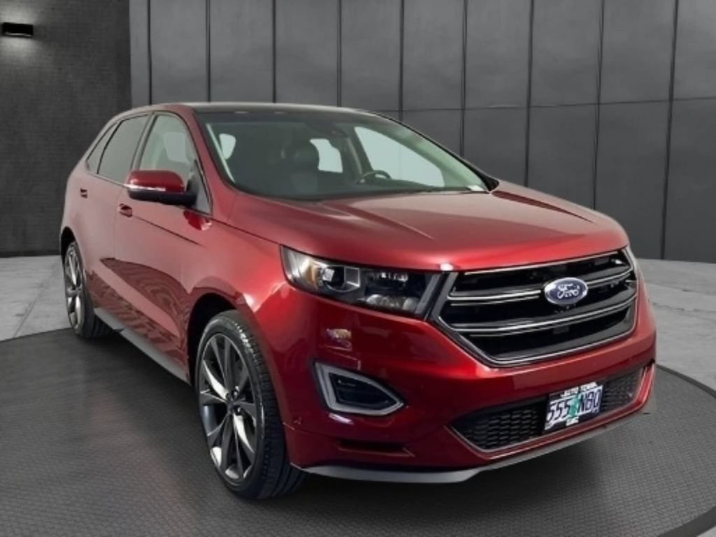 Used 2018 Ford Edge Sport w/ Equipment Group 401A AWD/4WD image 4