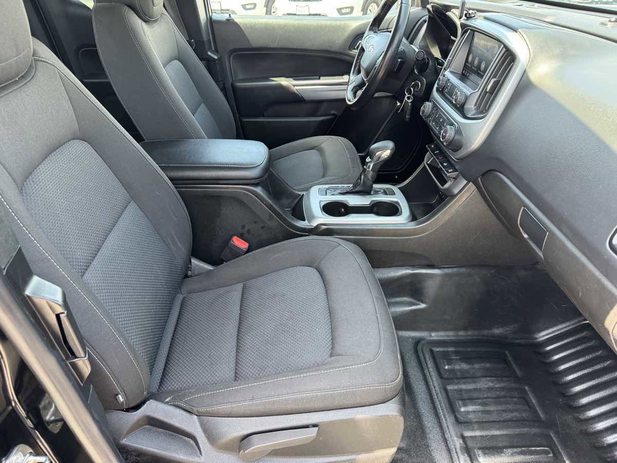Used 2022 Chevrolet Colorado LT w/ Fleet Safety Package RWD image 16