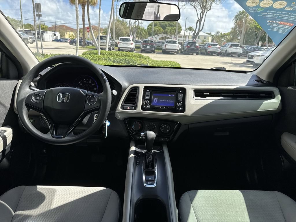 Used 2020 Honda HR-V LX image 15