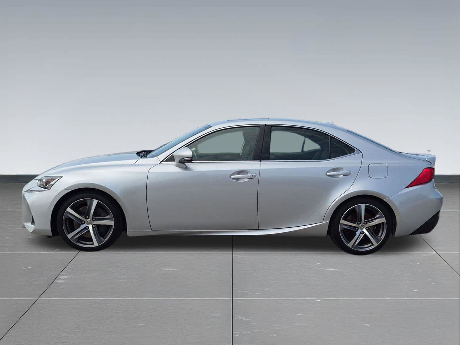 Used 2018 Lexus IS 300 AWD w/ Premium Package image 3
