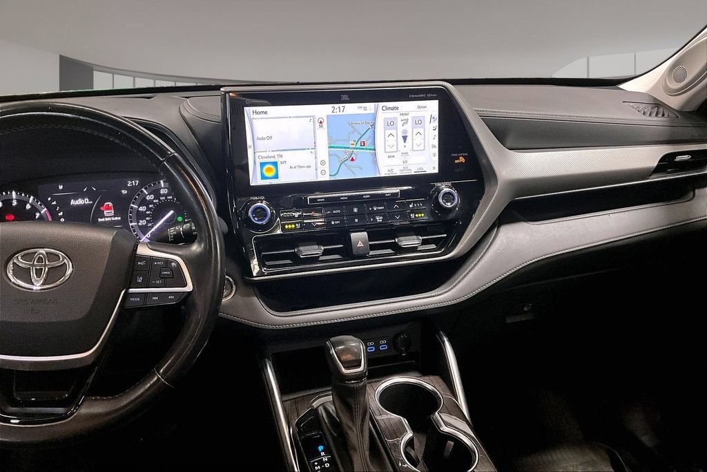 Used 2022 Toyota Highlander Platinum AWD/4WD image 6