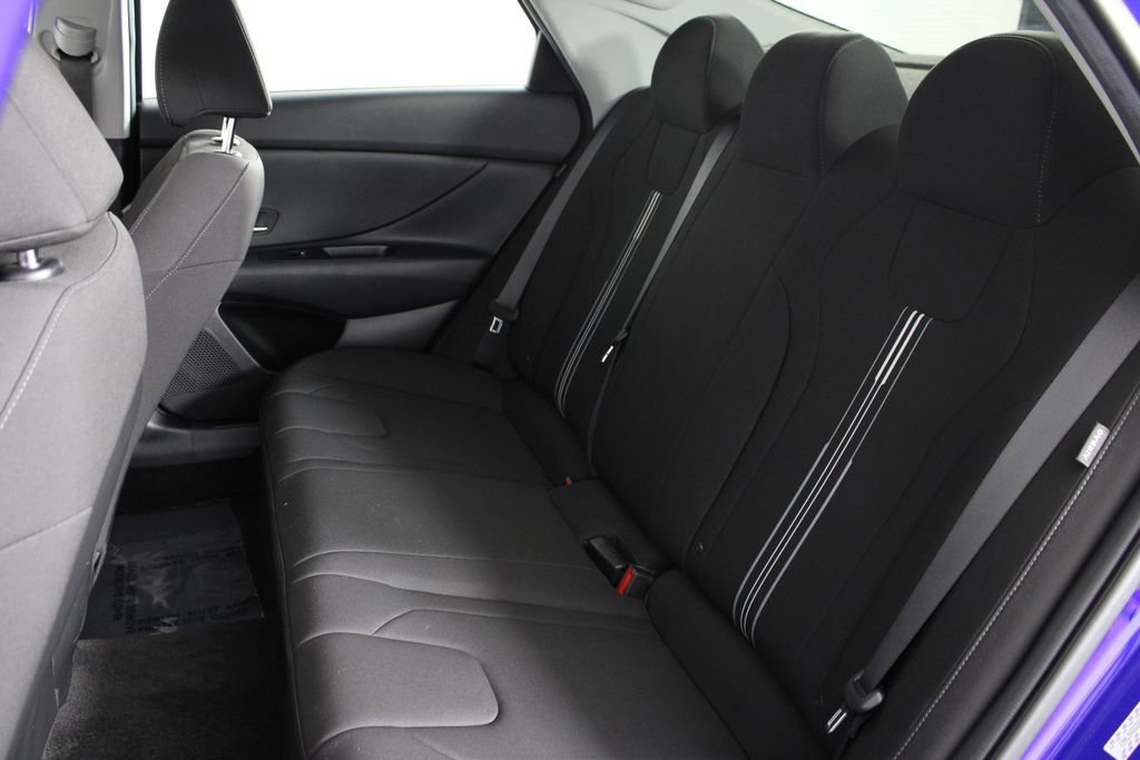 Certified 2024 Hyundai Elantra SEL FWD image 21