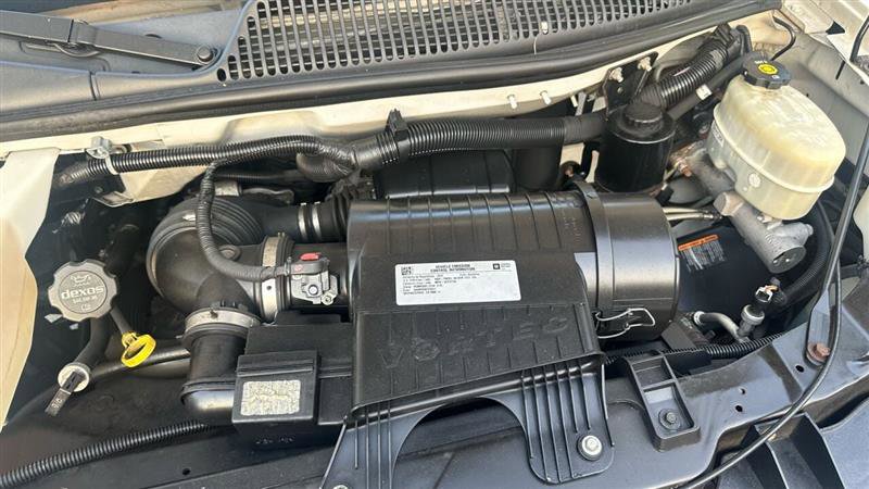 Used 2017 Chevrolet Express 2500 image 37