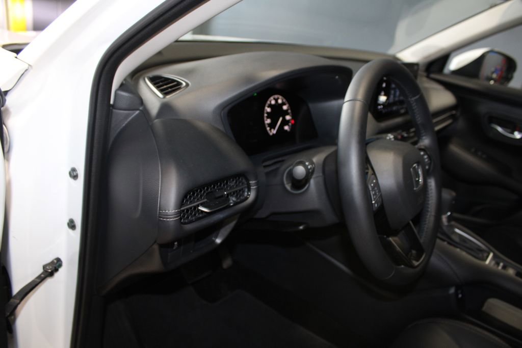 Certified 2025 Honda HR-V EX-L image 11