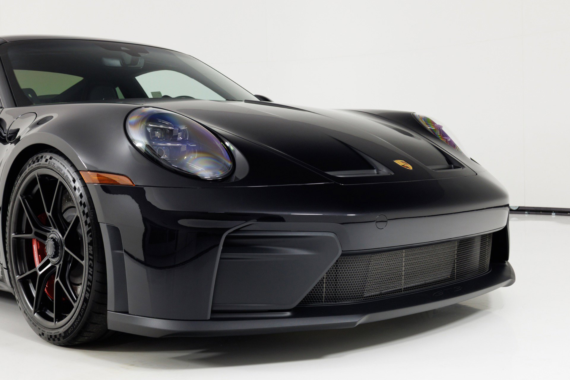 Used 2025 Porsche 911 GT3 RWD image 56