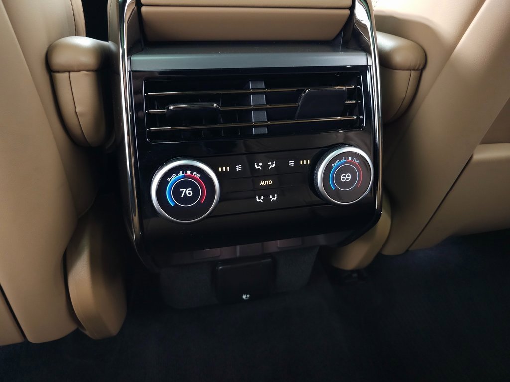 Certified 2024 Land Rover Range Rover Sport SE image 44