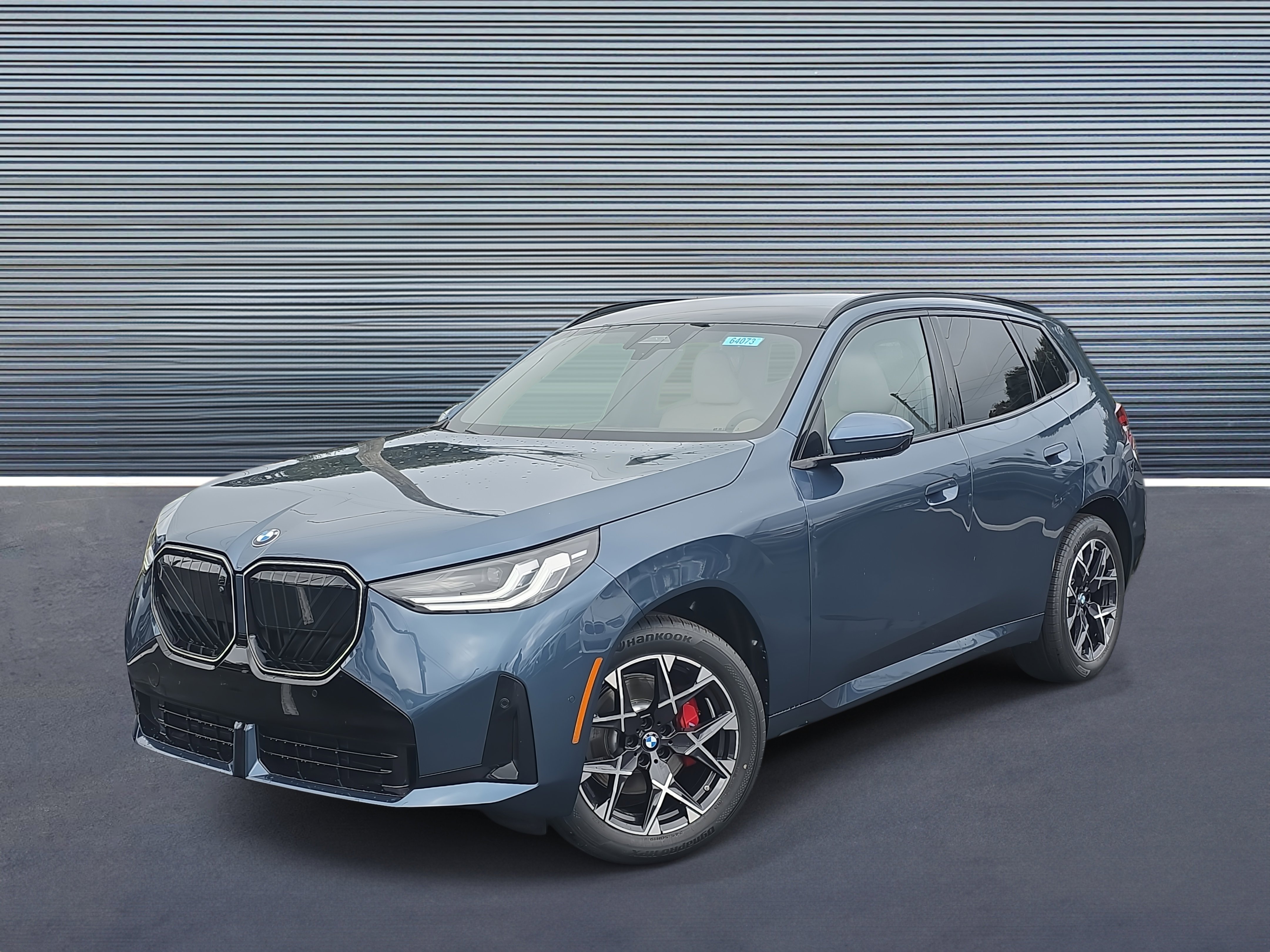 New 2025 BMW X3 xDrive30i w/ Premium Package