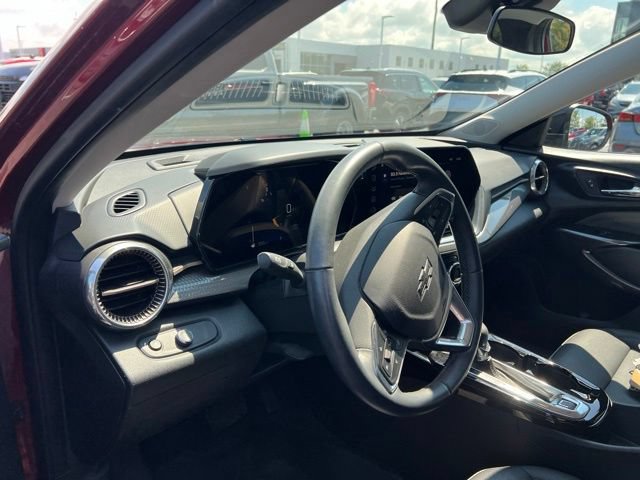 Used 2024 Chevrolet Trax ACTIV w/ Driver Confidence Package FWD image 9