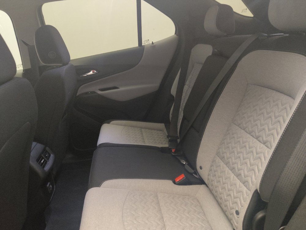Used 2022 Chevrolet Equinox LS AWD/4WD image 18