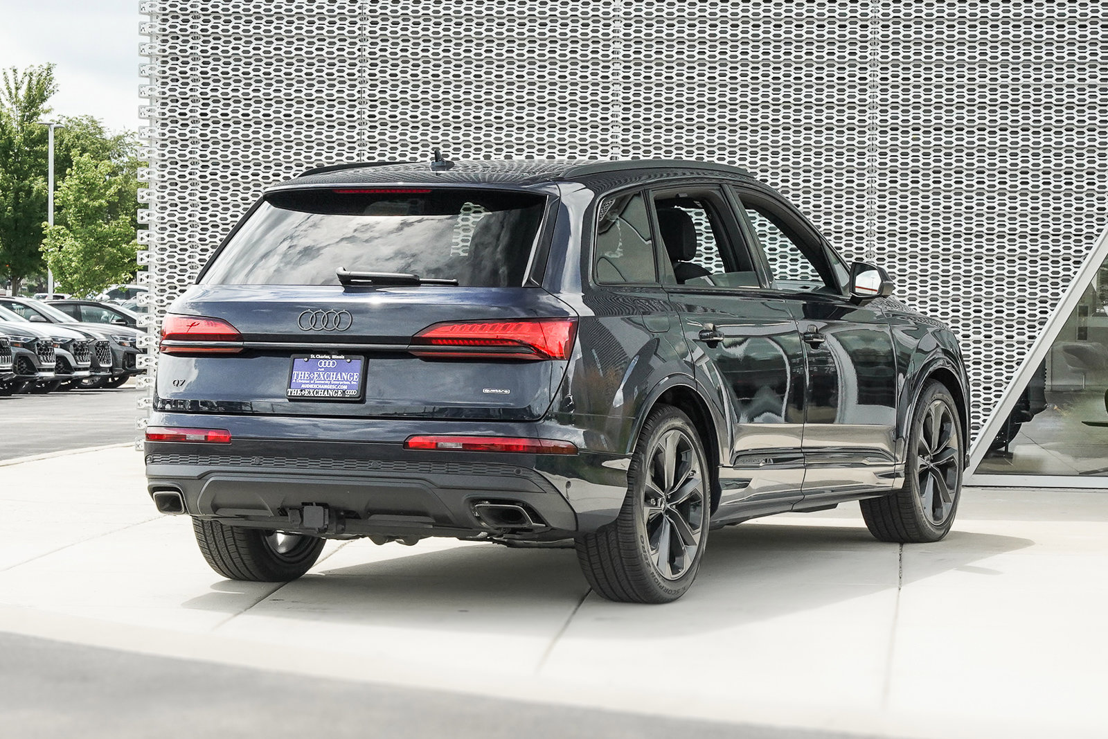 New 2025 Audi Q7 3.0T Prestige image 3