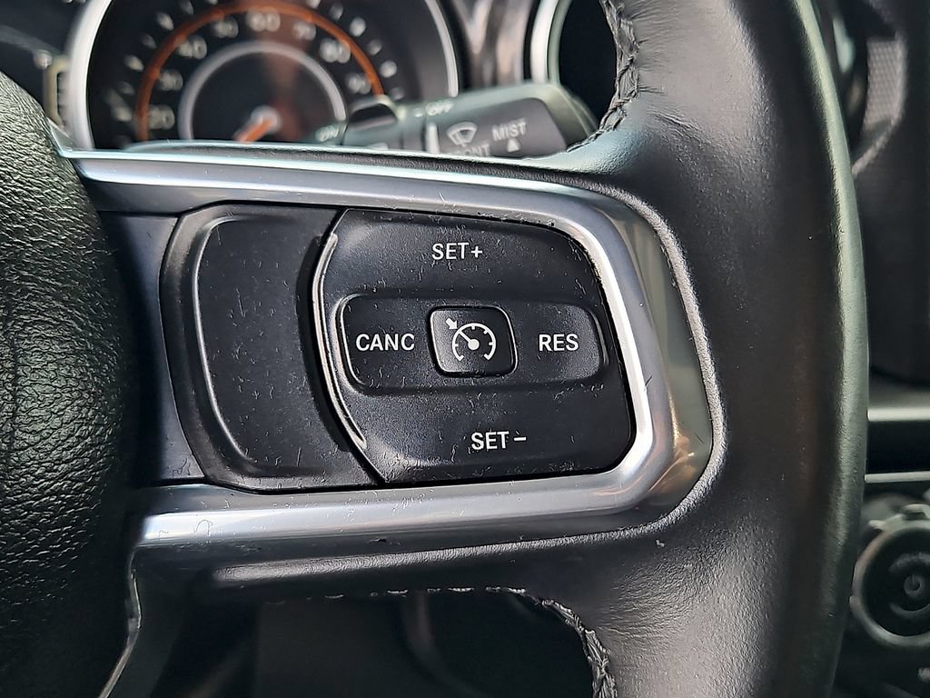 Used 2022 Jeep Wrangler Unlimited Sahara AWD/4WD image 23