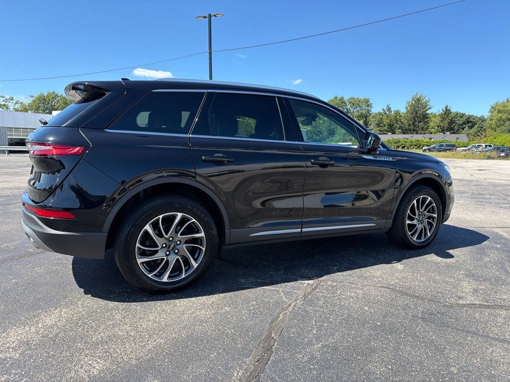 Used 2020 Lincoln Corsair AWD w/ Equipment Group 101A image 7