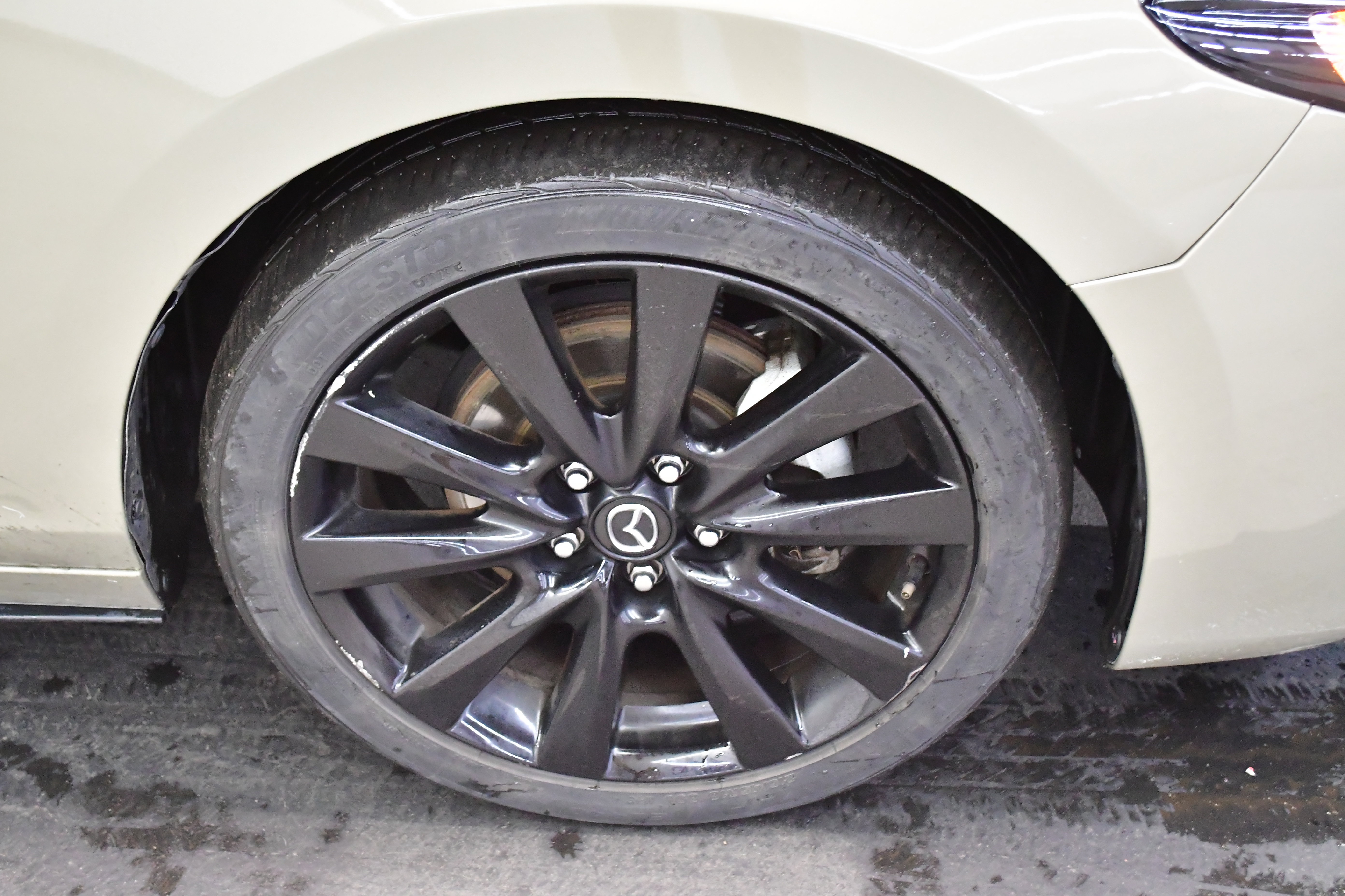 Used 2024 MAZDA MAZDA3 s image 60