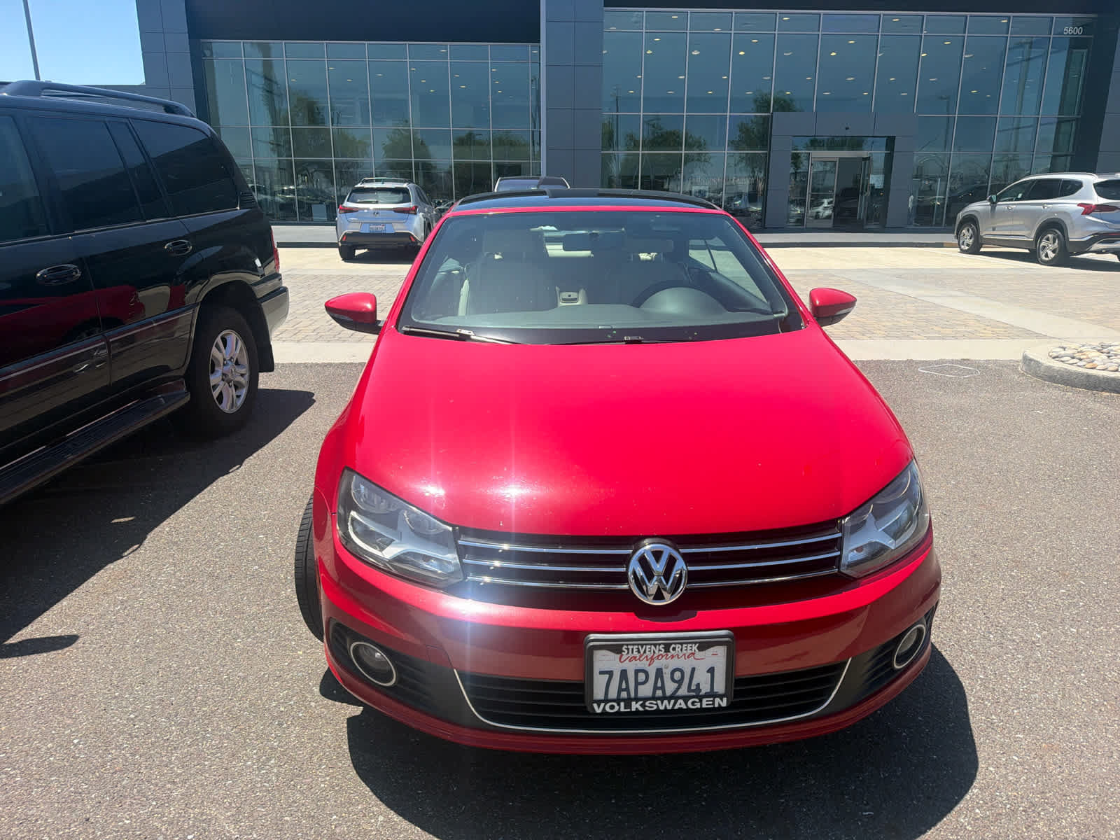 Used 2013 Volkswagen Eos FWD image 2