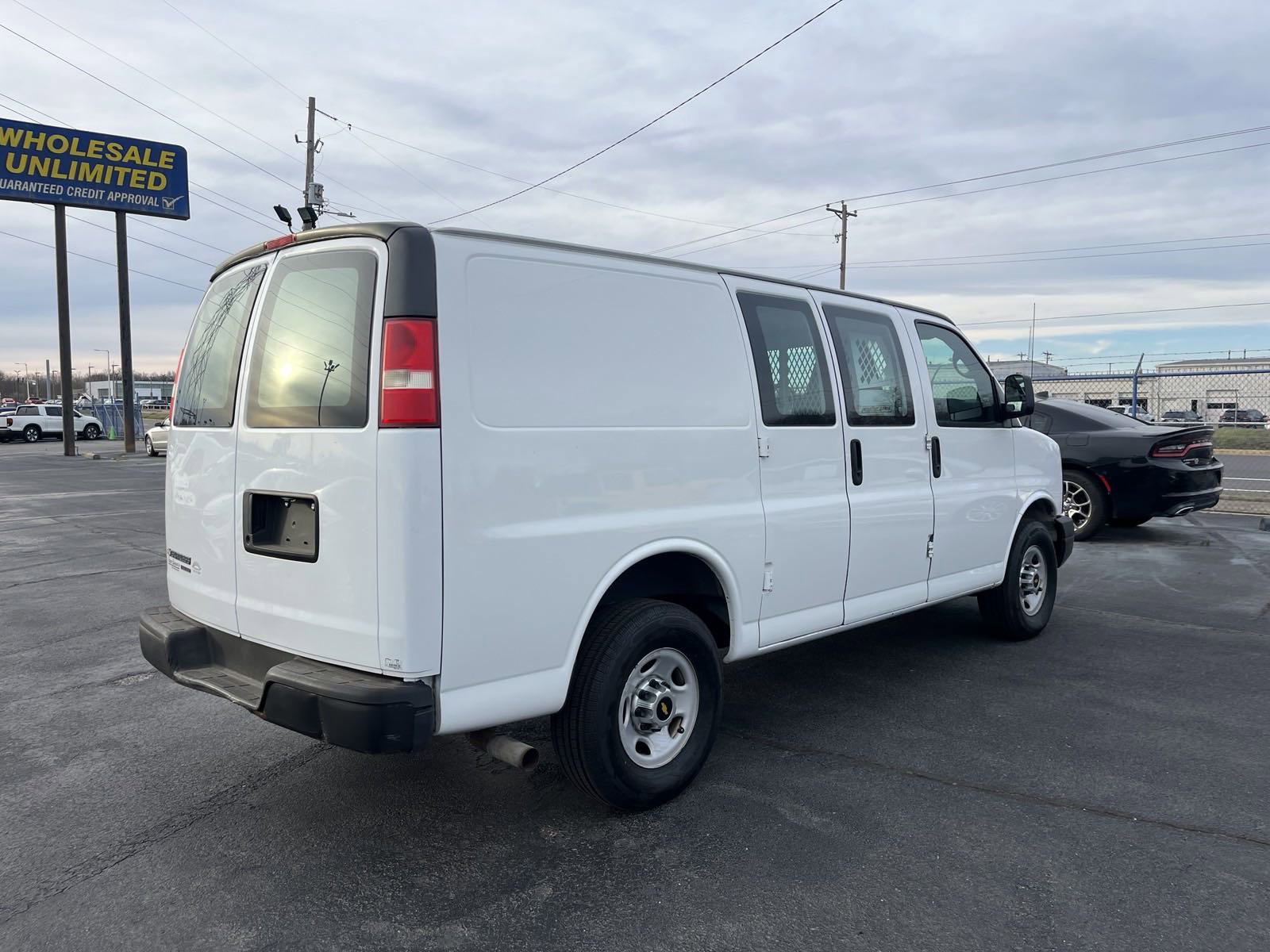 Used 2013 Chevrolet Express 2500 image 5