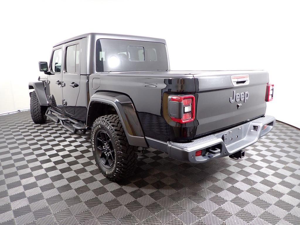 Used 2024 Jeep Gladiator Sport AWD/4WD image 14