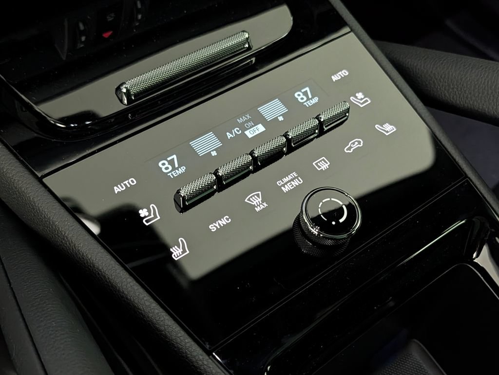 New 2026 Porsche Cayenne AWD/4WD image 33