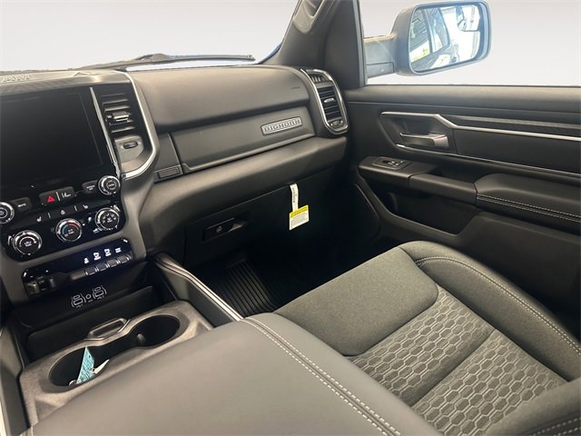 New 2026 RAM 1500 4x4 Crew Cab image 11