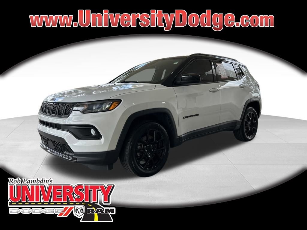 Used 2023 Jeep Compass Altitude