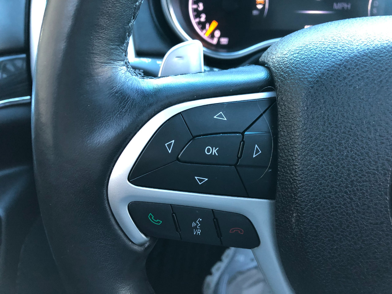 Used 2015 Jeep Grand Cherokee High Altitude image 16