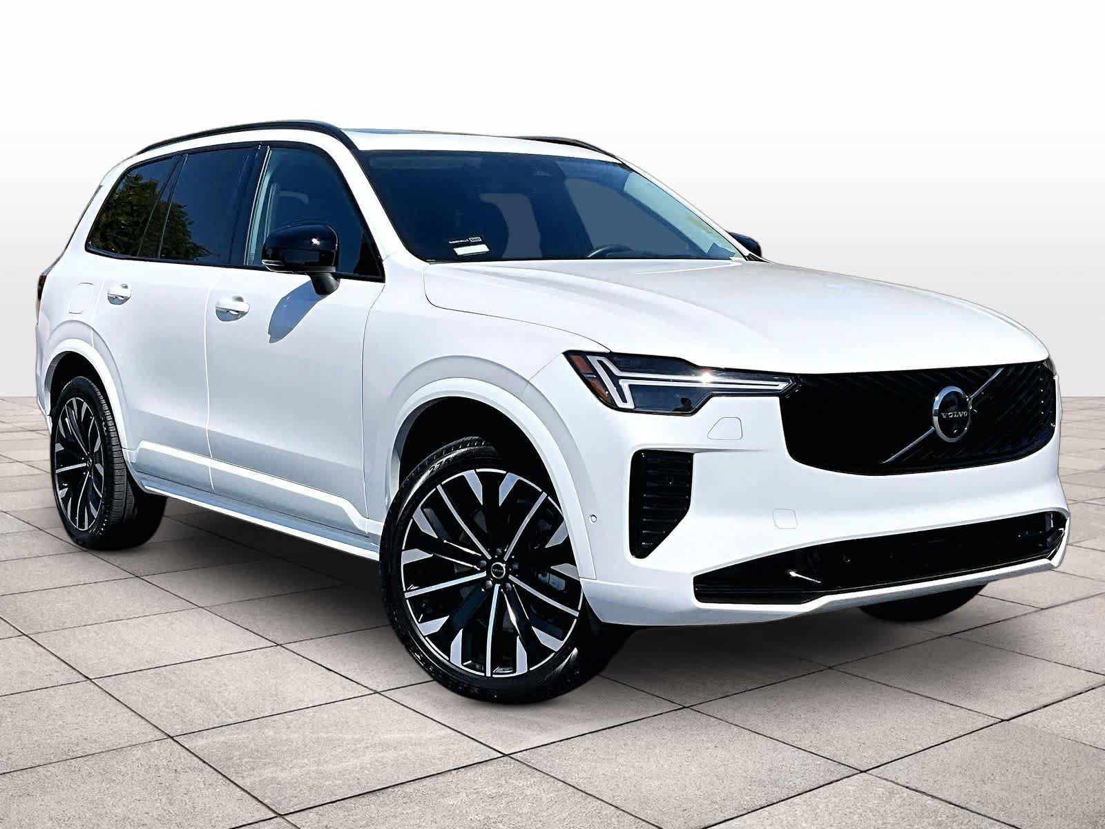 Used 2026 Volvo XC90 B6 Ultra w/ Protection Package AWD/4WD image 2