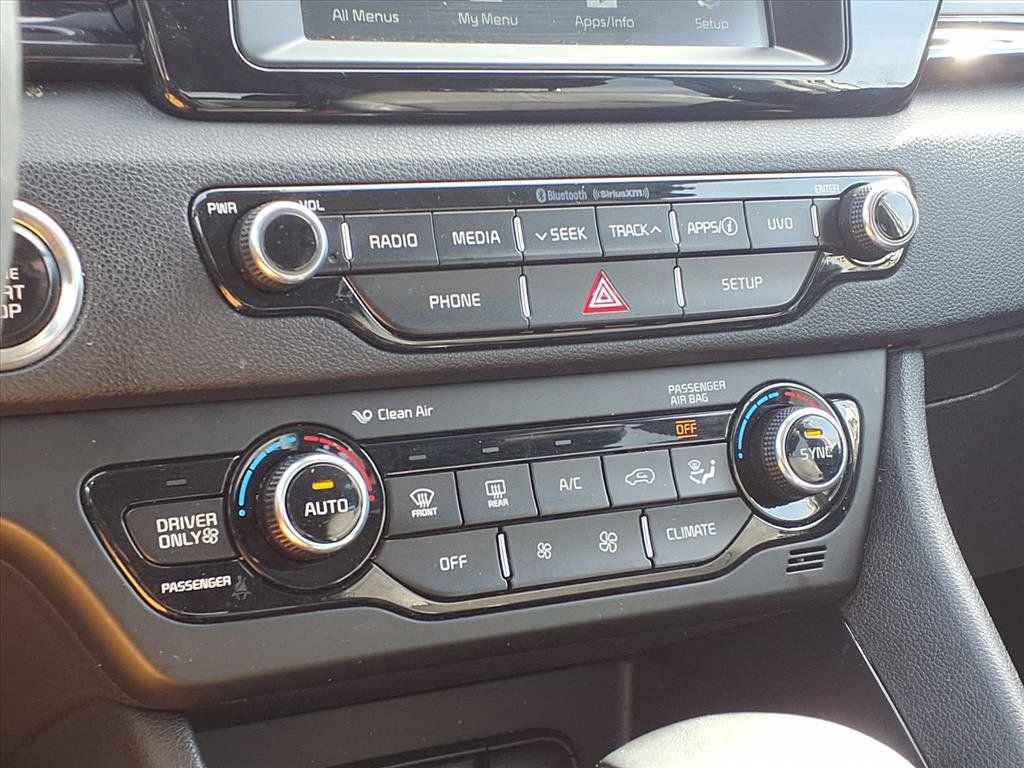 Used 2018 Kia Niro EX image 8