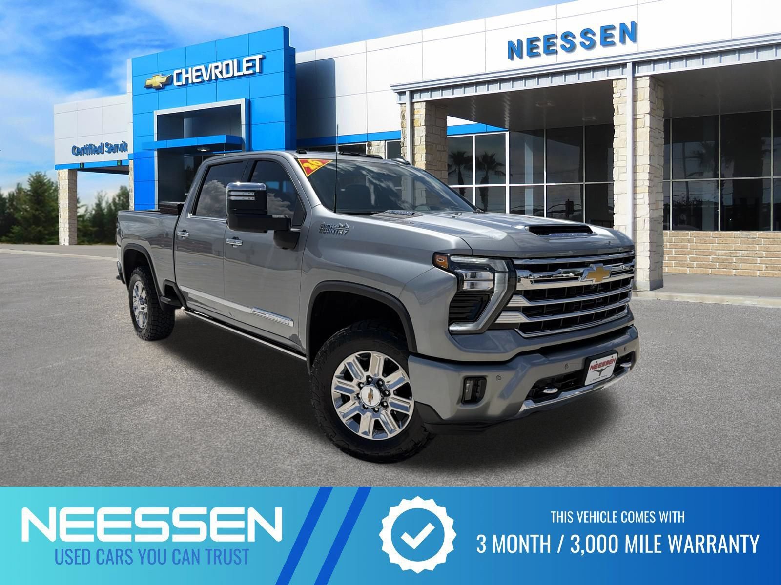 Used 2026 Chevrolet Silverado 2500 High Country w/ High Country Premium Package AWD/4WD image 1