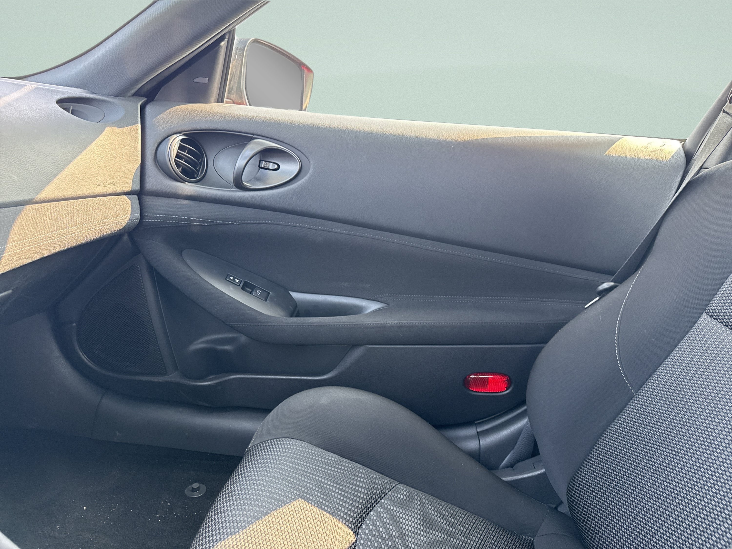Used 2025 Nissan Z Sport w/ Floor Mat Package RWD image 21