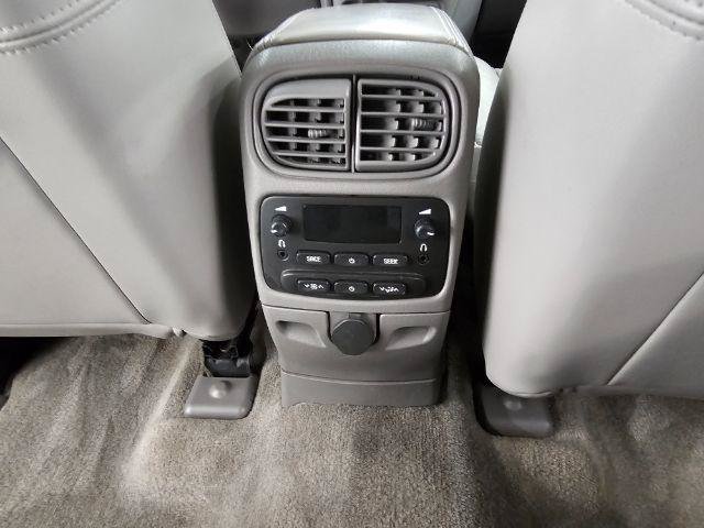 Used 2005 Buick Rainier CXL w/ Luxury Package AWD/4WD image 33