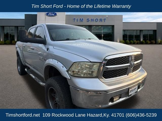 Used 2014 RAM 1500 Classic SLT AWD/4WD image 2