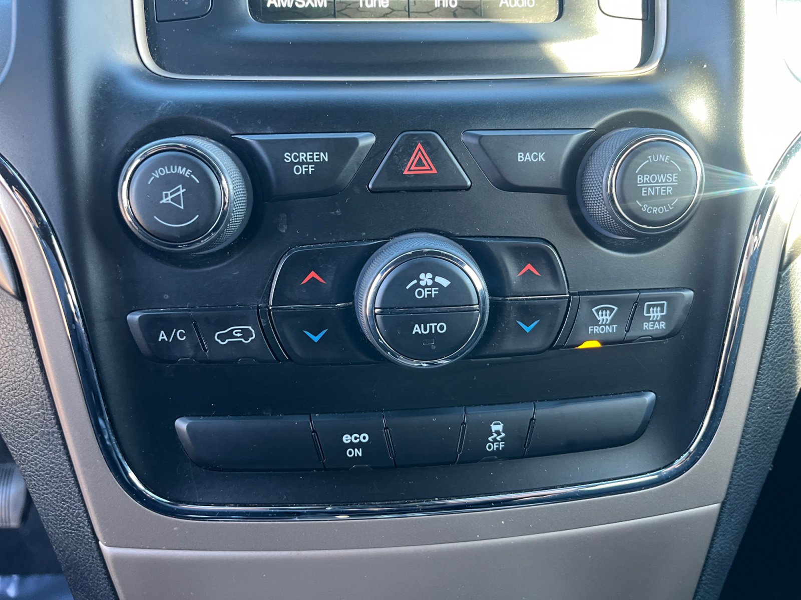 Used 2015 Jeep Grand Cherokee Laredo w/ Quick Order Package 23E image 29