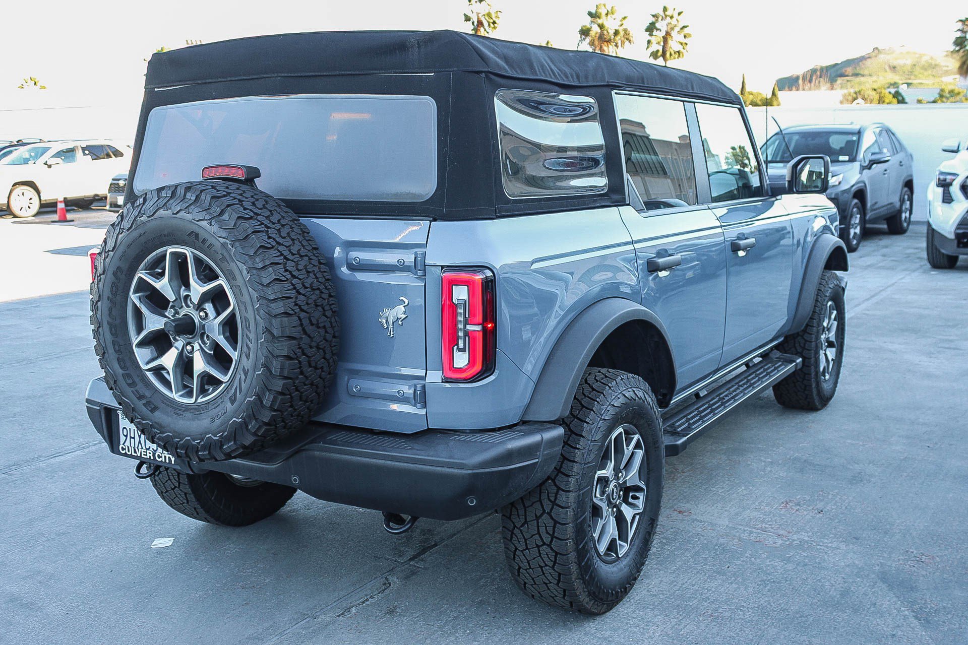 Used 2023 Ford Bronco Badlands AWD/4WD image 8