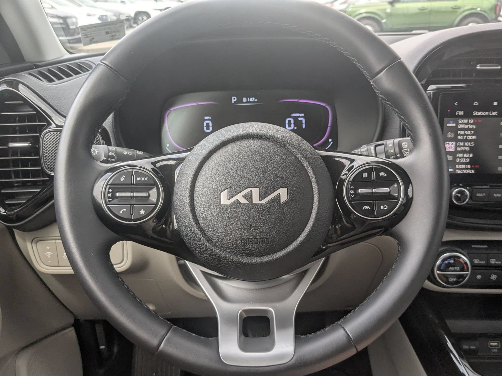 Used 2025 Kia Soul EX FWD image 19