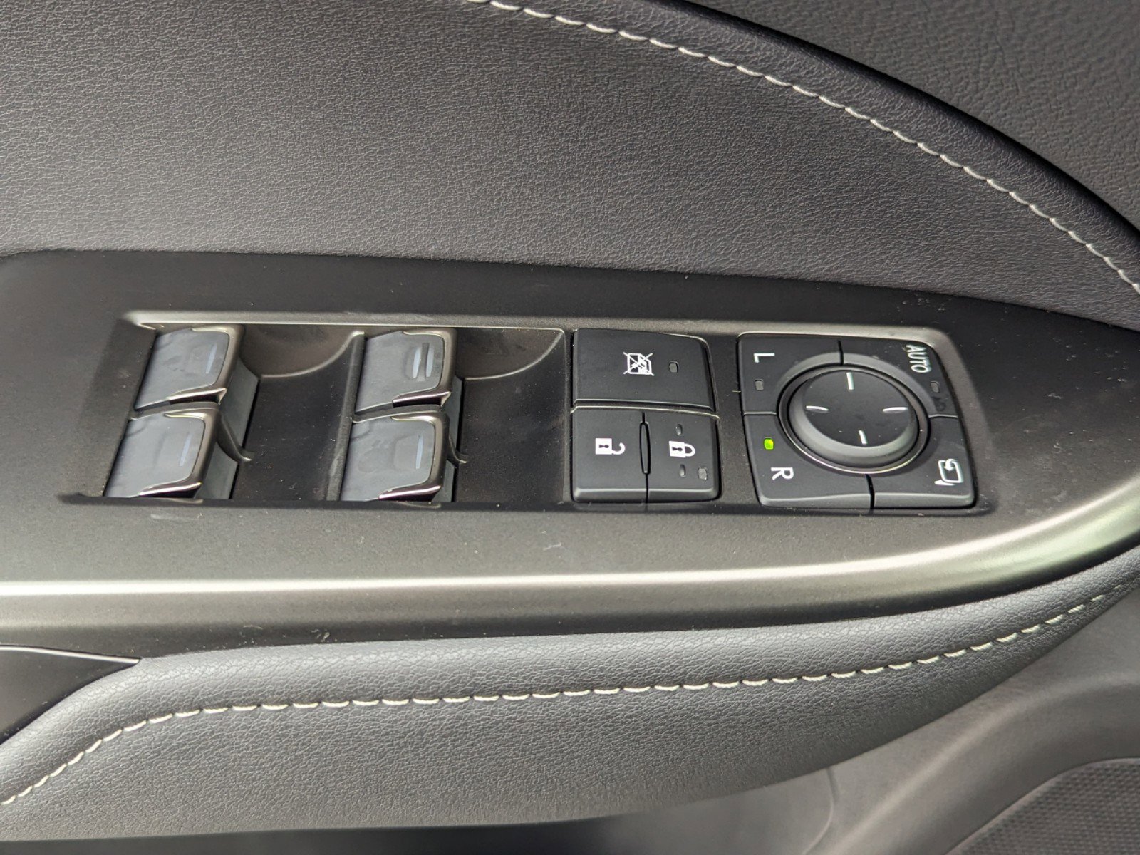 New 2025 Lexus NX 350 AWD w/ Premium Package image 18