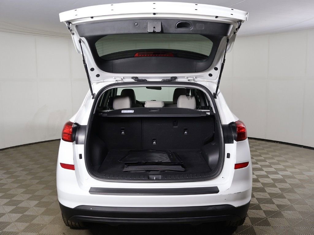 Used 2020 Hyundai Tucson SE image 12