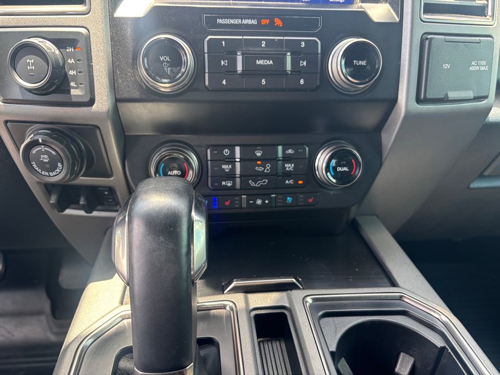 Used 2020 Ford F150 Raptor w/ Equipment Group 802A Luxury image 20