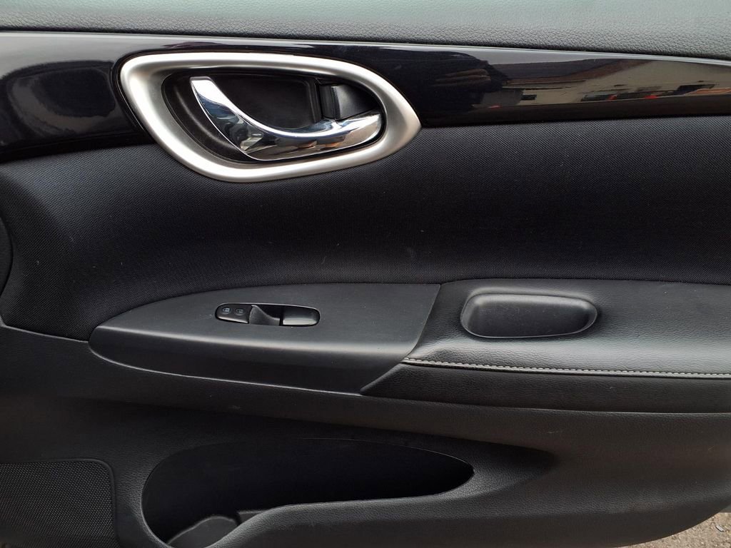 Used 2017 Nissan Sentra SV image 24