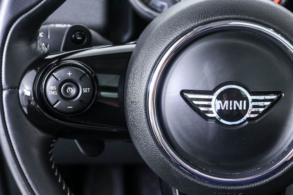 Used 2019 MINI Cooper Countryman S w/ Premium Package FWD image 8