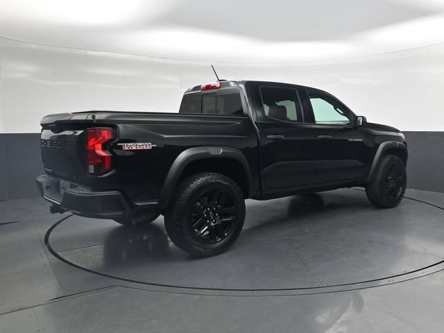 Used 2025 Chevrolet Colorado Trail Boss AWD/4WD image 4
