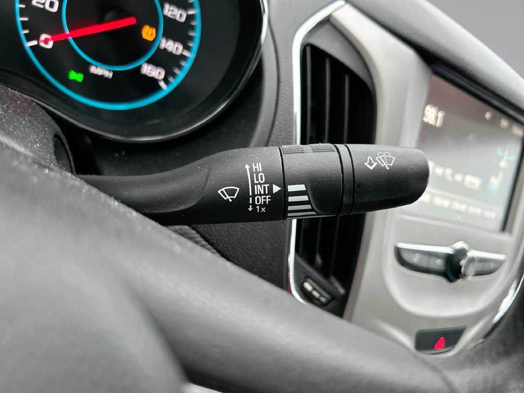 Used 2018 Chevrolet Cruze LS FWD image 14