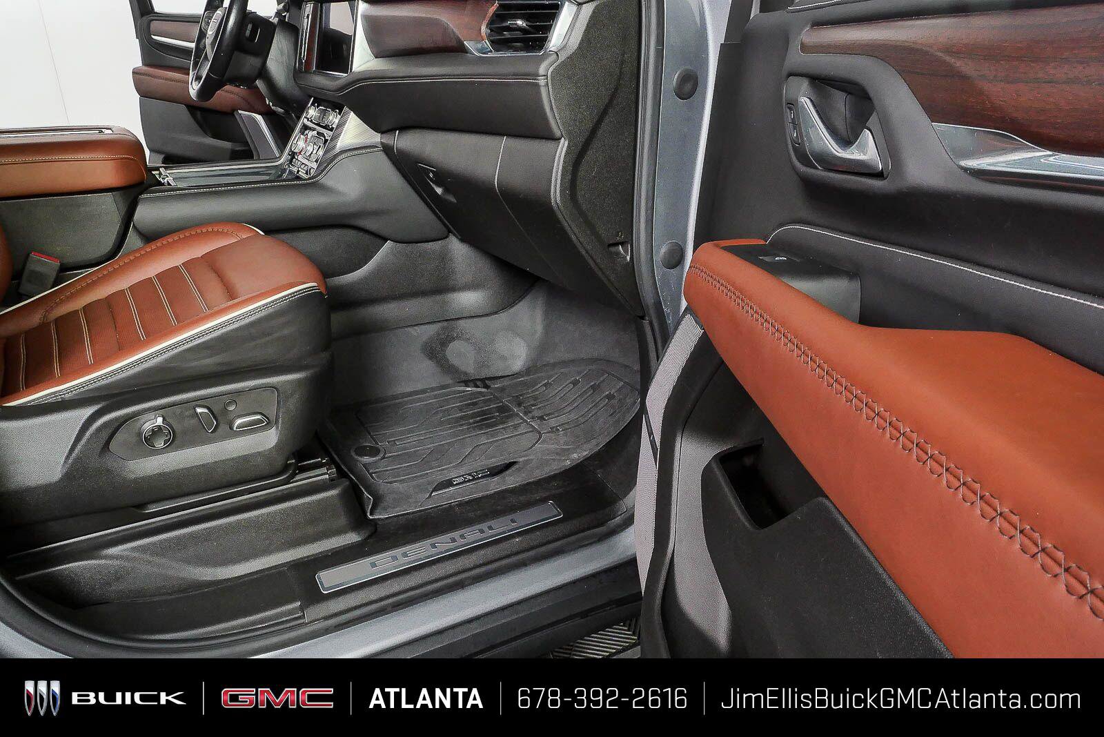 Certified 2023 GMC Yukon Denali Ultimate w/ LPO, Floor Liner Package AWD/4WD image 26