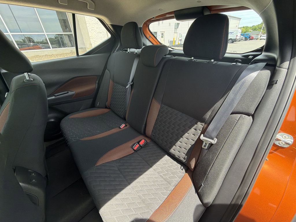 Used 2021 Nissan Kicks SR FWD image 22