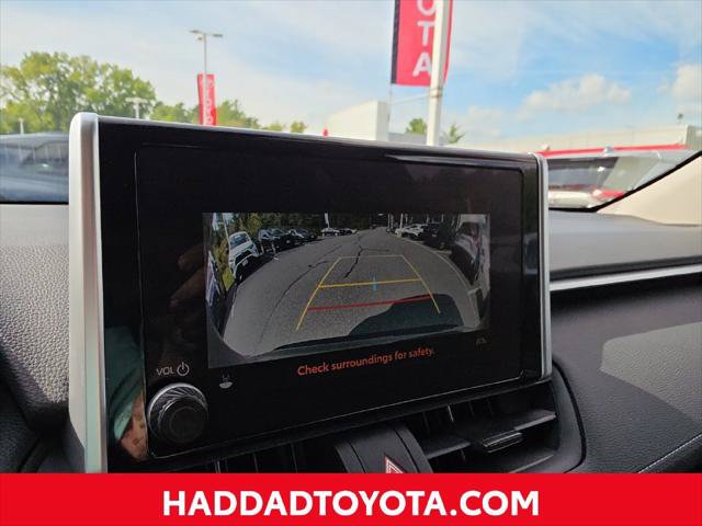 Certified 2024 Toyota RAV4 LE AWD/4WD image 19