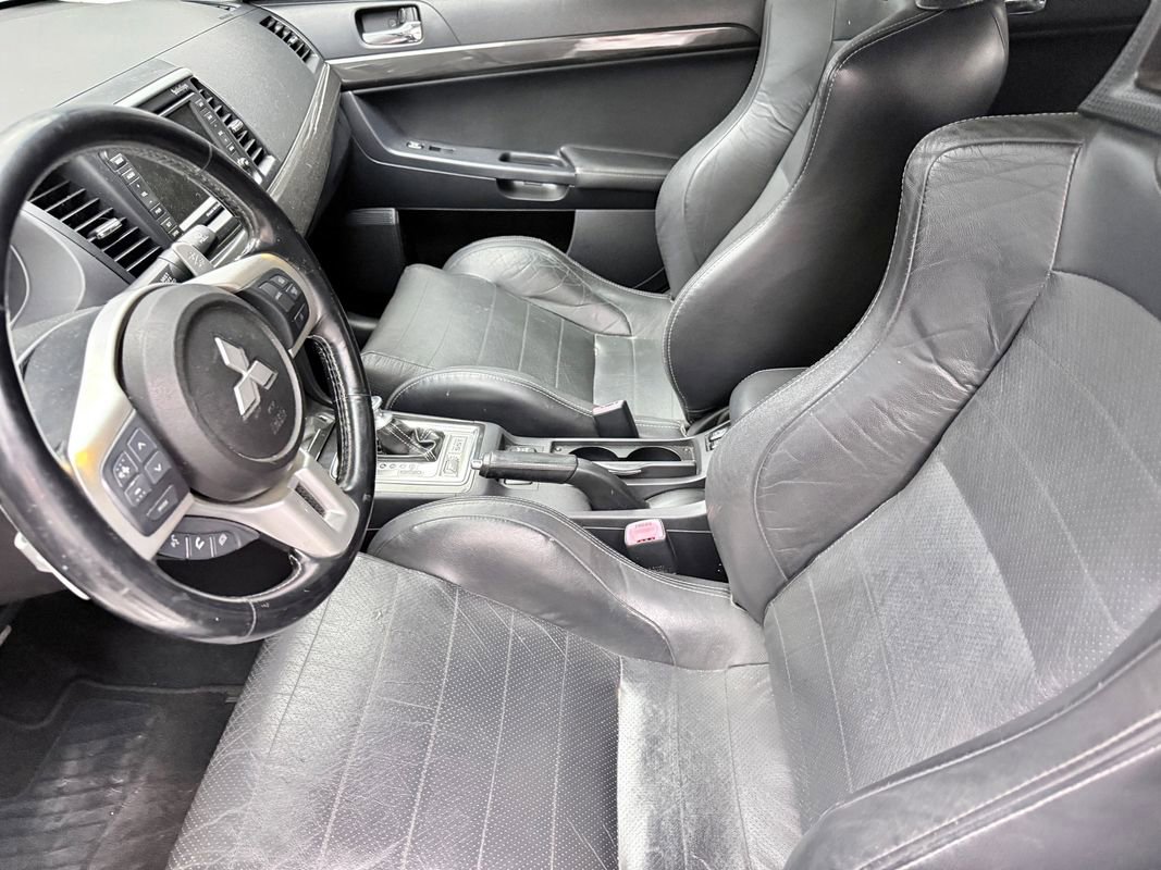 Used 2010 Mitsubishi Lancer Evolution MR Touring image 10