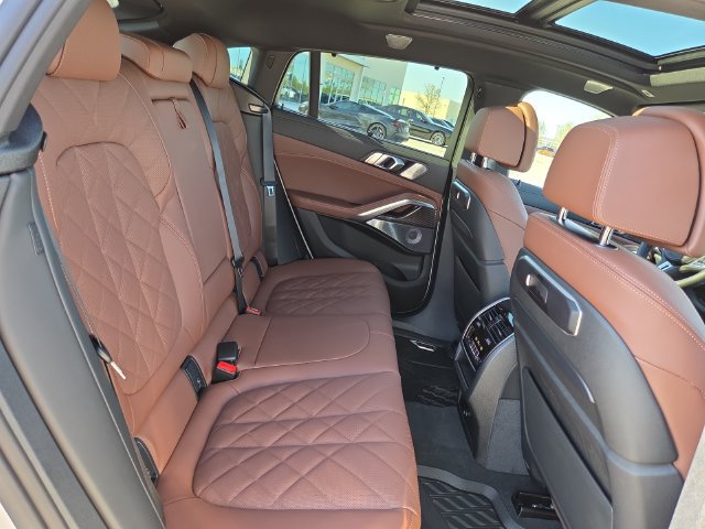 New 2027 BMW X6 M60i AWD/4WD image 16