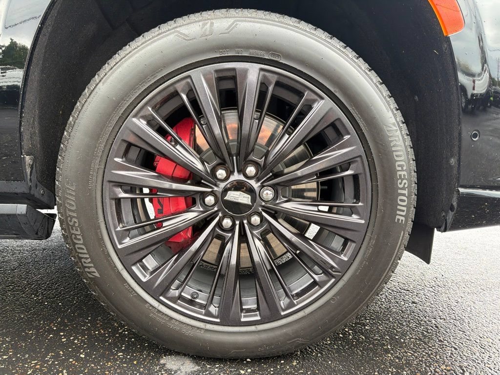 Used 2024 Cadillac Escalade V w/ LPO, ONYX Package AWD/4WD image 5