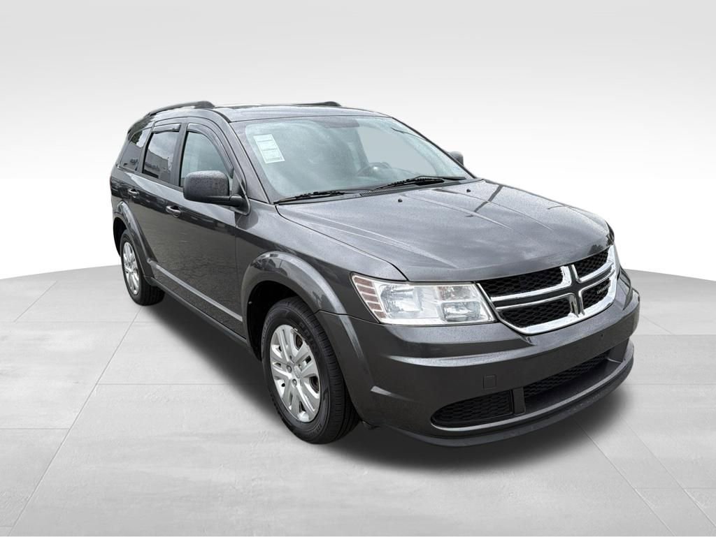 Used 2017 Dodge Journey SE w/ Flexible Seating Group FWD image 11