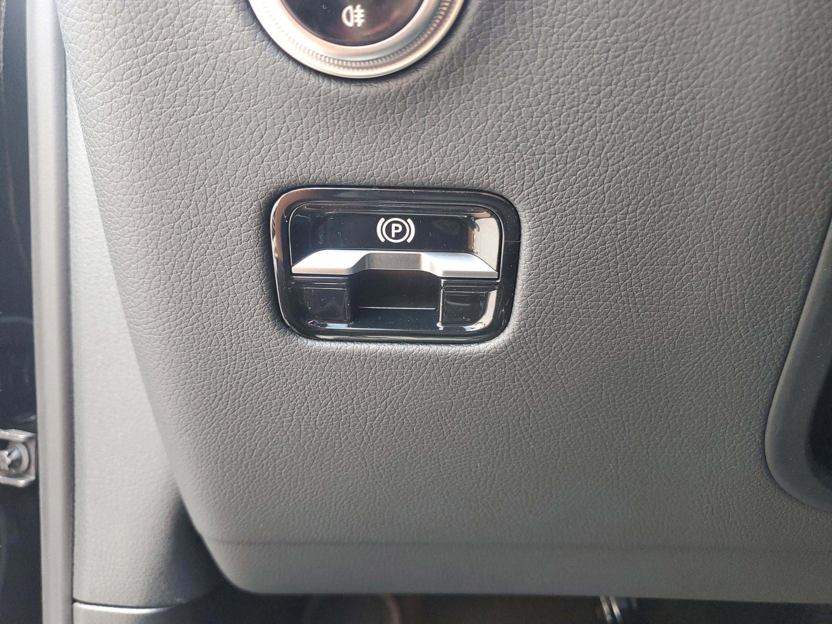 Certified 2026 Mercedes-Benz GLC 300 4MATIC image 26