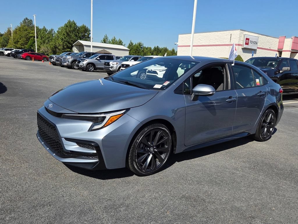 Certified 2026 Toyota Corolla SE FWD image 3