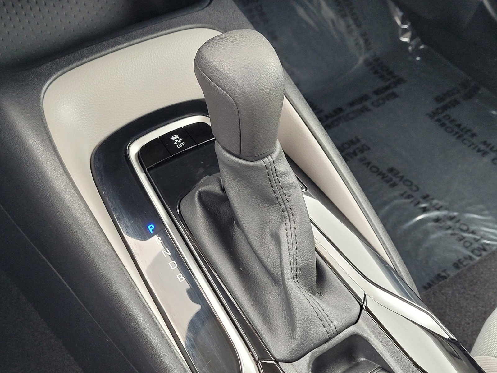 Used 2020 Toyota Corolla LE image 26